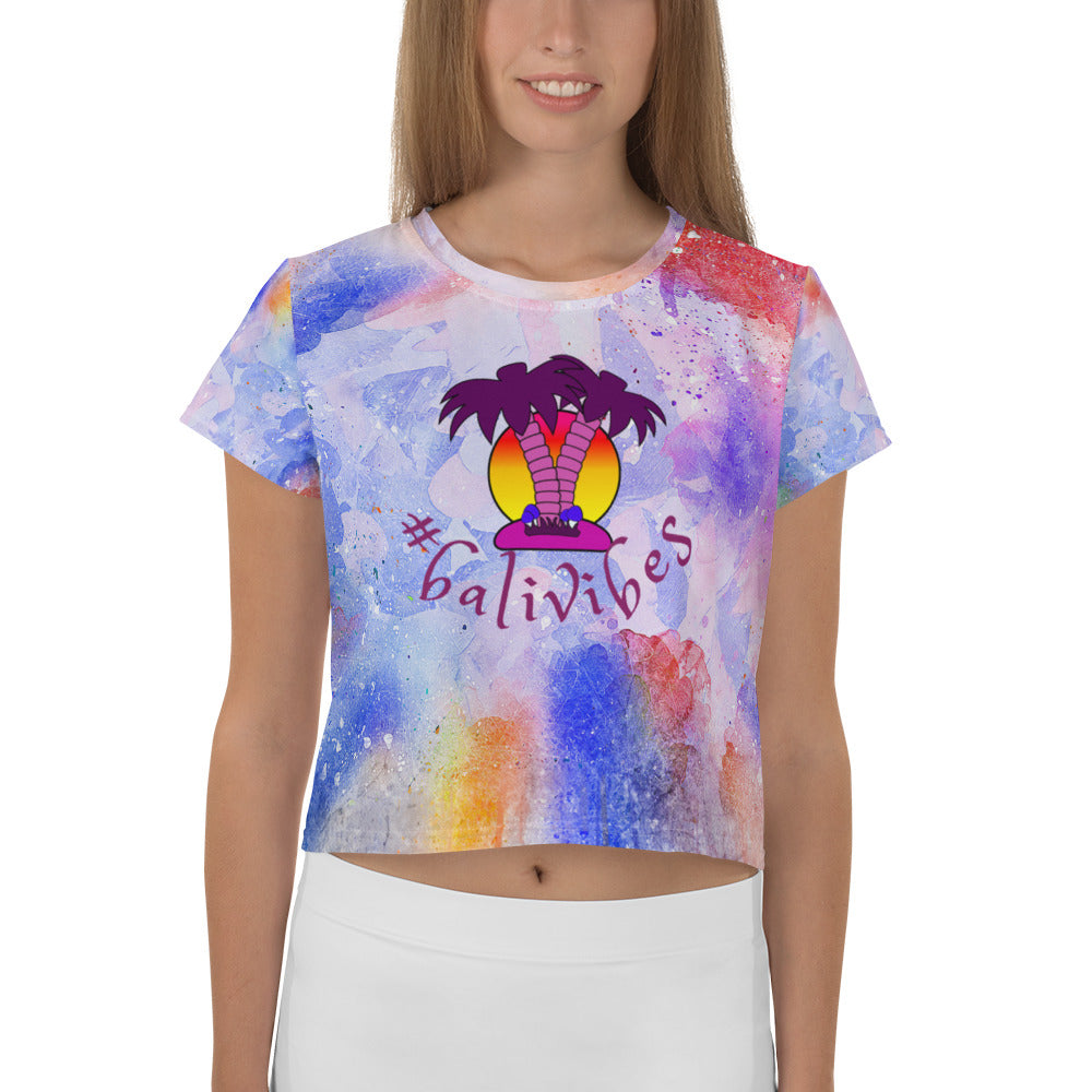sporty-cropped-top-_bailvibes-wickedyo-all-over-print-crop-tee-white 4